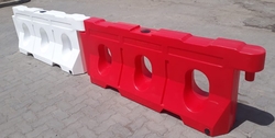 PLASTIC WATER FILLED BARRIERS