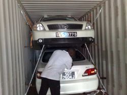 Car Stuffing In Container From Dubai