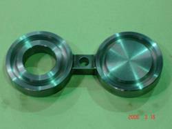 Spectacle Flanges