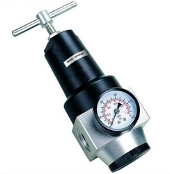 High pressure regulator valve