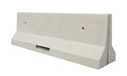 Concrete road barrier manufacturer in Dubai from ALCON CONCRETE PRODUCTS FACTORY LLC