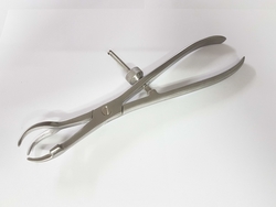 Patella Bone Holding Three Prong Orthopedic Instrument