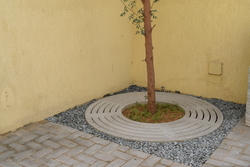 Precast Concrete Tree Grate Supplier in Al Ain