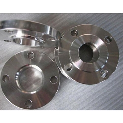 SS 304 Socket Weld Flange in UAE from TRYCHEM METAL AND ALLOYS