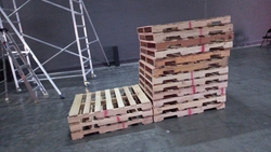  pallets wooden 