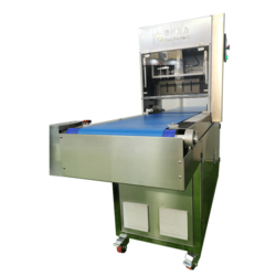 High Speed Automatic Ultrasonic Food Cutting Machine For Cake Bread Toast
