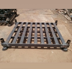 METAL PALLETS  from GULF MINERALS & CHEMICAL INDUSTRIES