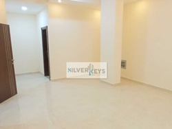  SPACIOUS APARTMENT WITH 2 MASTER BEDROOMS AND CLOSED KITCHEN 