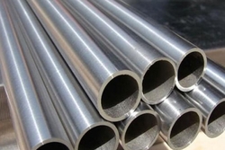 Stainless Steel 304L Seamless, Welded, ERW, EFW Pipes And Tubes Manufacturer, Suppliers, Stockist, Exporter