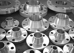 Stainless Steel 304/304L/304H Flanges from NASCENT PIPE & TUBES