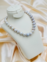 Pearl necklace Baroque