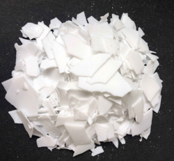 Polyethylene Wax | PE wax from PEAK UNIVERSAL BUSINESS 