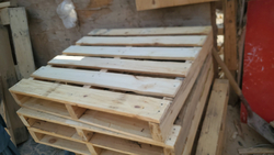 used wooden pallets 0555450341