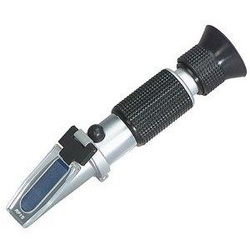 Extech RF15: Portable Sucrose Brix Refractometer (0 to 32%) with ATC from ADEX INTL