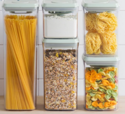 Hokkaido dry food container