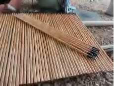 Varnished Wooden Broom Stick/Mop Handle