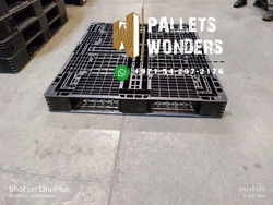  UAE pallet wooden