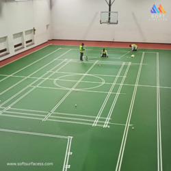 BASKETBALL COURT INDOOR