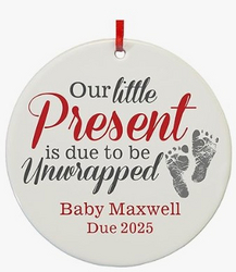 Let’s Make Memories Personalized Christmas Ornament - Round Christmas 2025 Keepsake Ornament - Expecting Parents - Baby on The Way