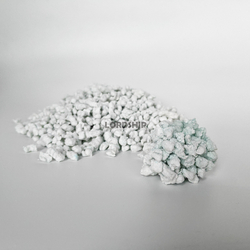 Thick paper cat litter