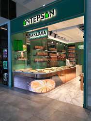 DISPLAY DESIGNERS AND PRODUCERS