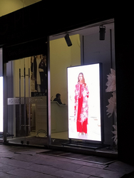 DISPLAY DESIGNERS AND PRODUCERS