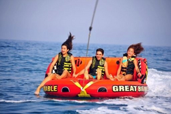 Donut Boat Ride Dubai